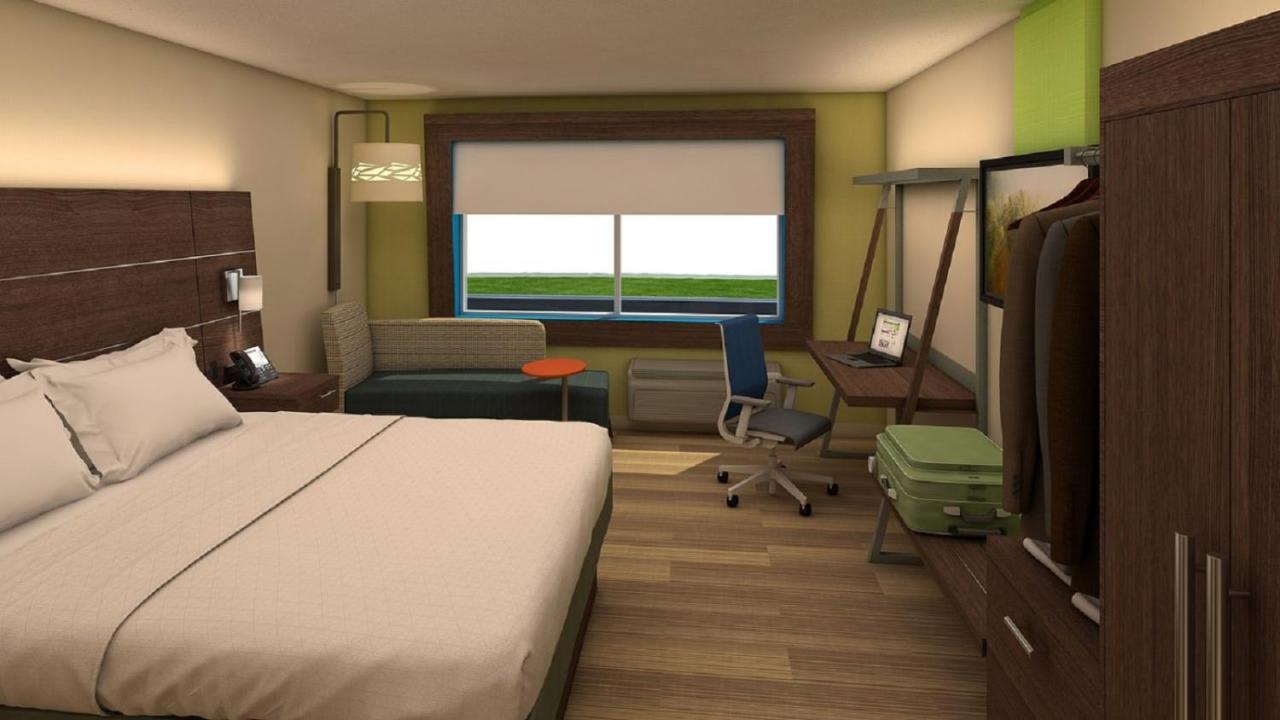 Hotel Express & - South By Ihg